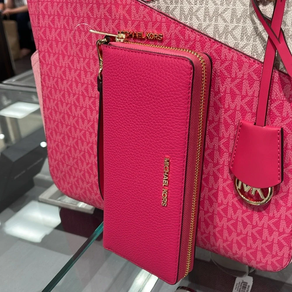 MICHAEL KORS Leather Continental Wristlet Phone Case Wallet Electric Pink NWT